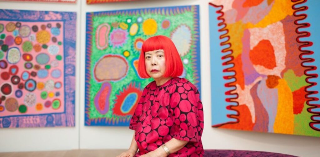 Who is Isao Takakura's mother, Yayoi Kusama?